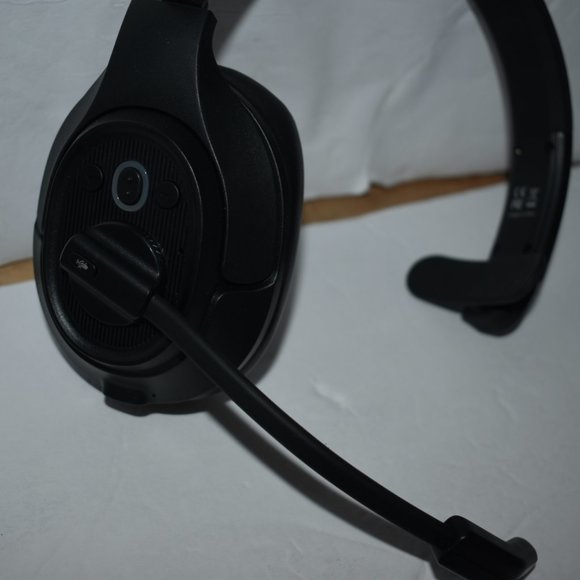 Trucker Bluetooth Headset w/ Mic - Picture 6 of 9